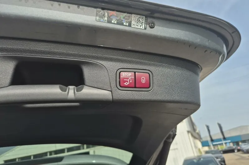 Image secondaire du véhicule 25