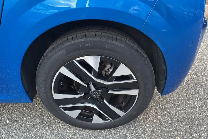 Image secondaire du véhicule 13