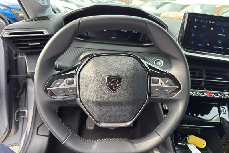 Image secondaire du véhicule 19