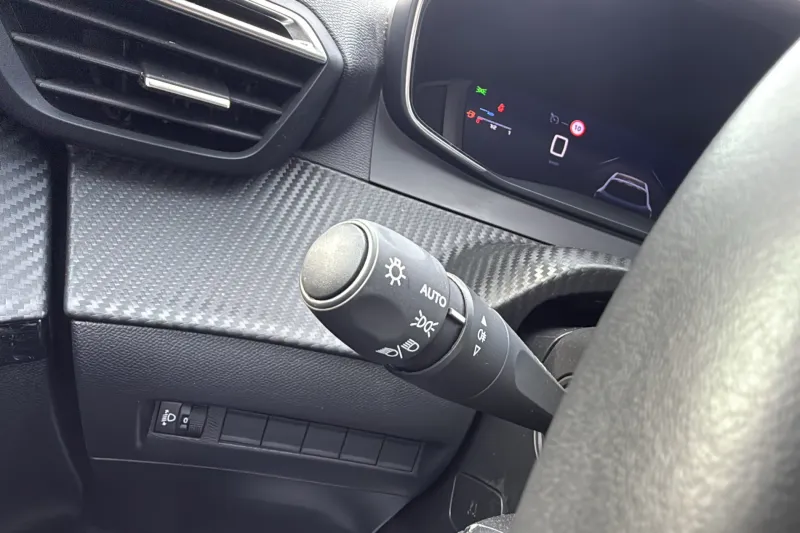 Image secondaire du véhicule 23