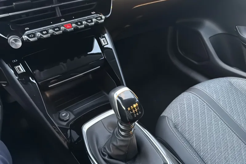 Image secondaire du véhicule 25