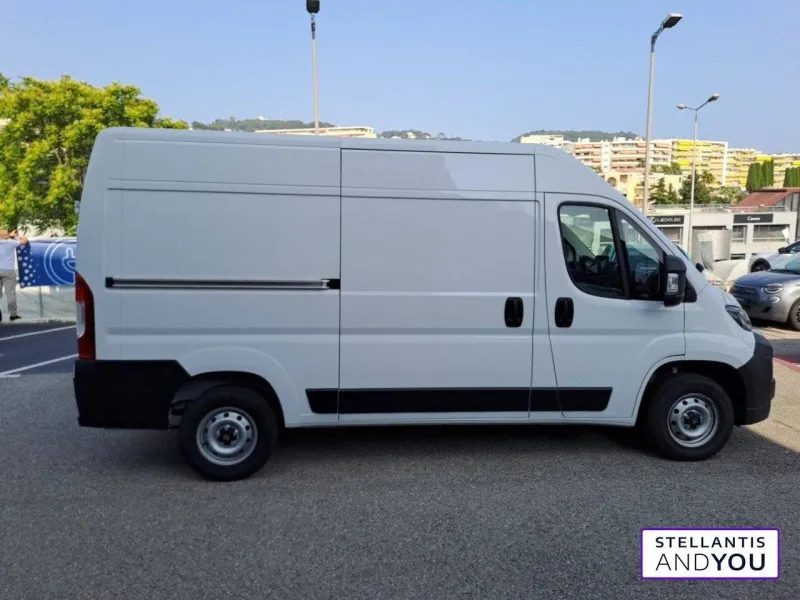 Image secondaire du véhicule 5