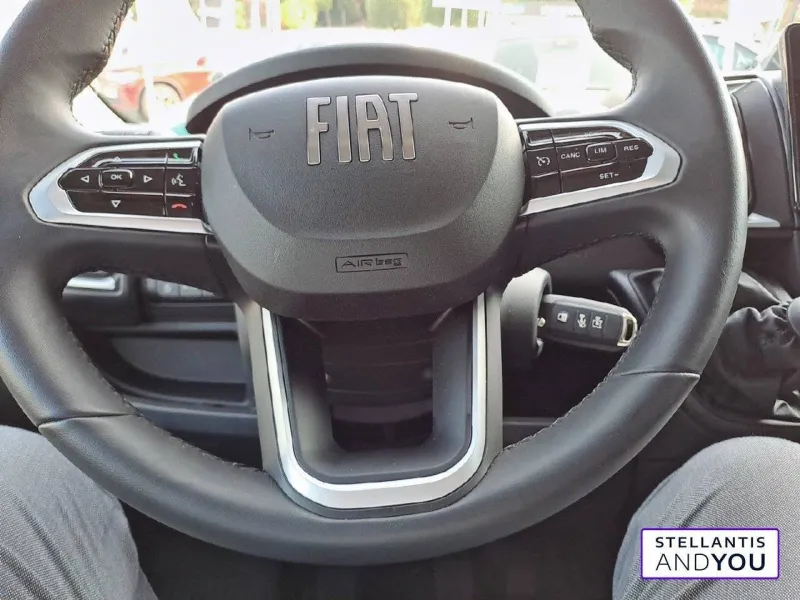 Image secondaire du véhicule 9