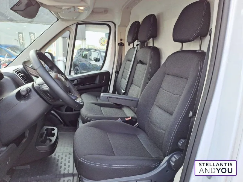 Image secondaire du véhicule 10