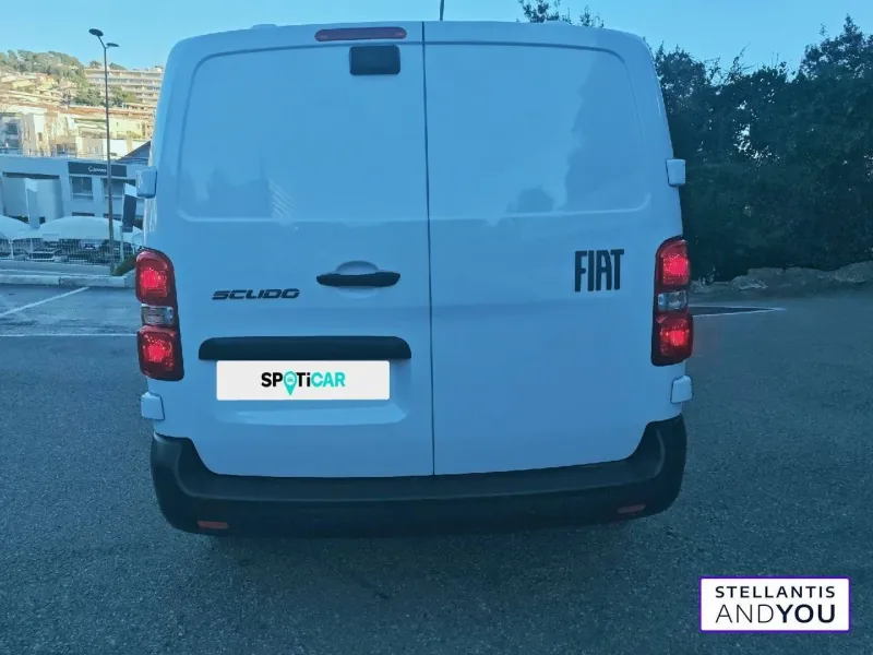 Image secondaire du véhicule 6