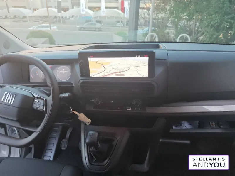 Image secondaire du véhicule 9