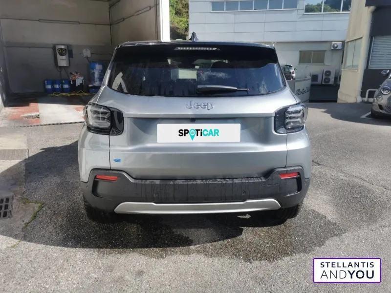 Image secondaire du véhicule 6