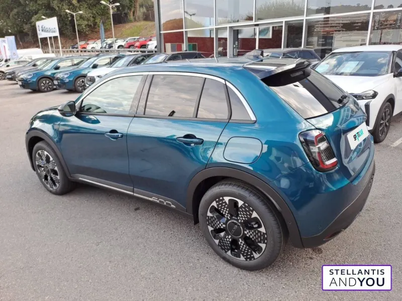 Image secondaire du véhicule 8