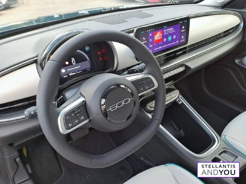 Image secondaire du véhicule 9