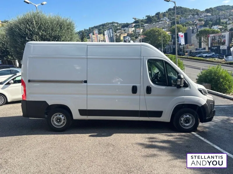 Image secondaire du véhicule 5