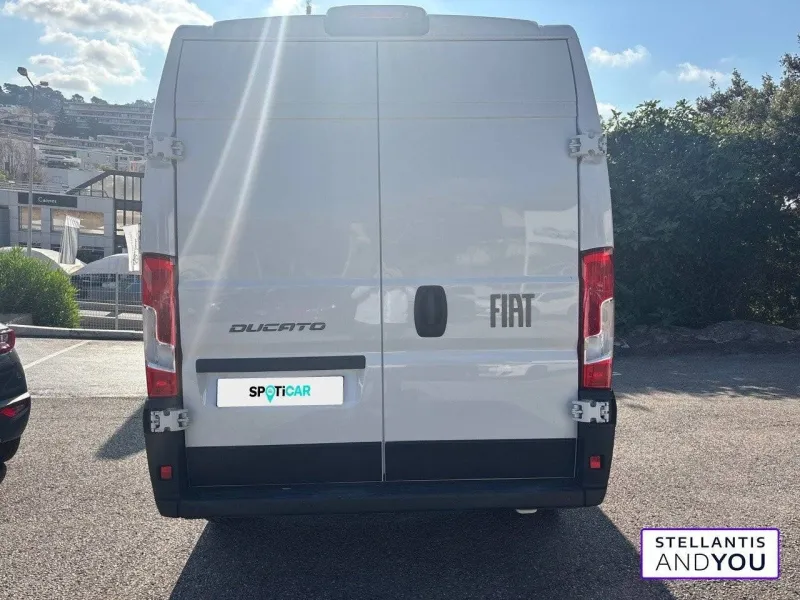 Image secondaire du véhicule 6