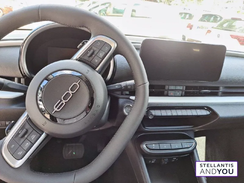 Image secondaire du véhicule 9