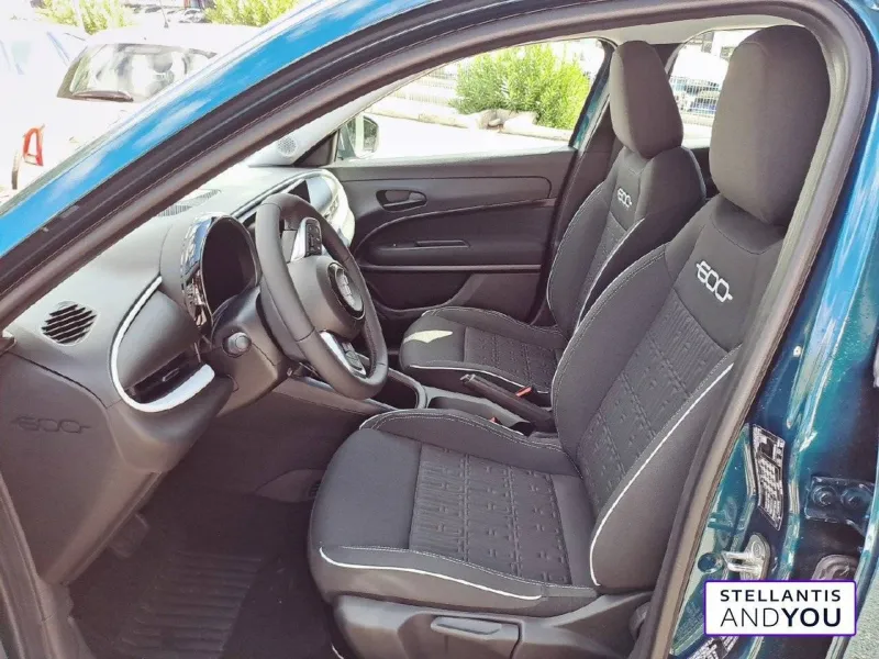 Image secondaire du véhicule 10