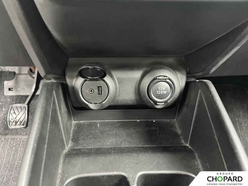 Image secondaire du véhicule 19