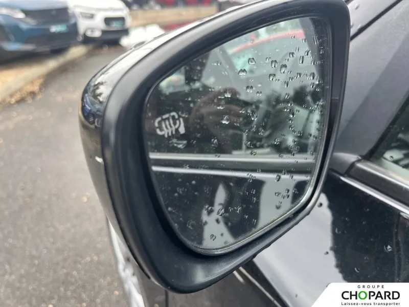 Image secondaire du véhicule 23