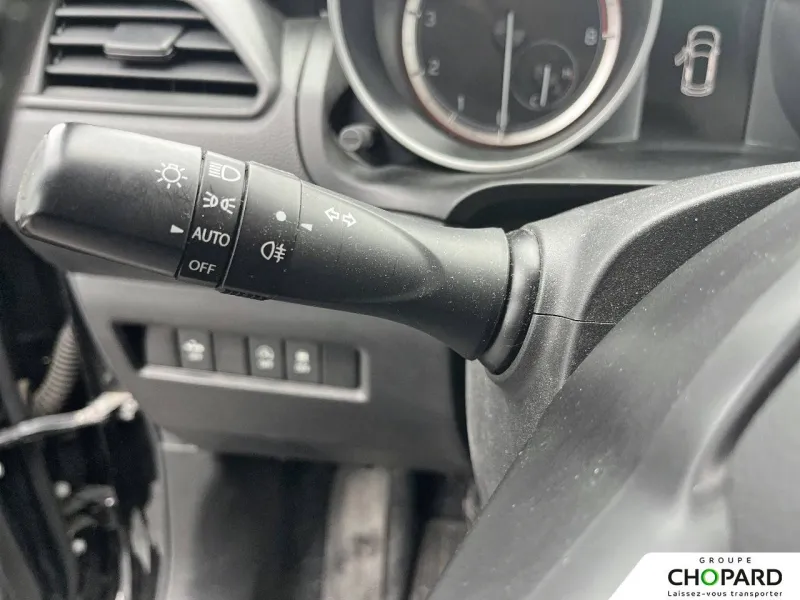 Image secondaire du véhicule 24