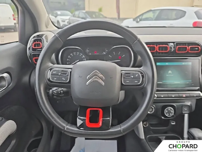 Image secondaire du véhicule 18