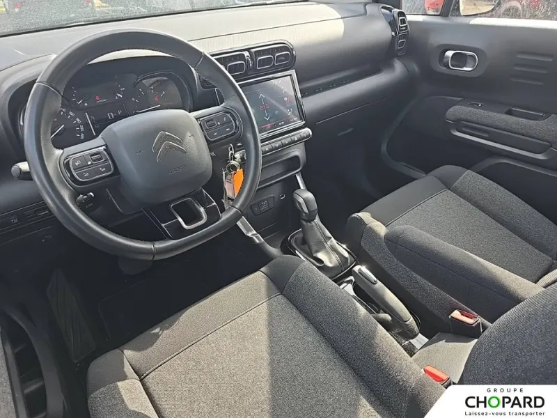 Image secondaire du véhicule 11