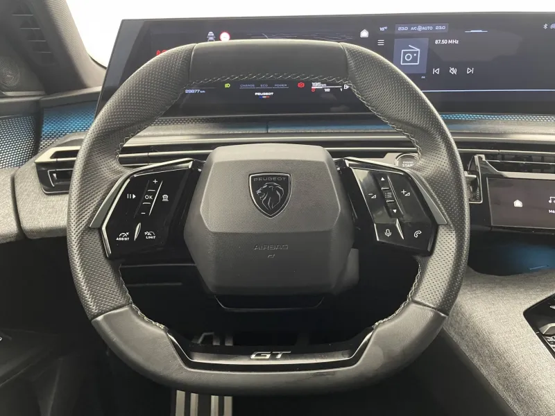 Image secondaire du véhicule 24