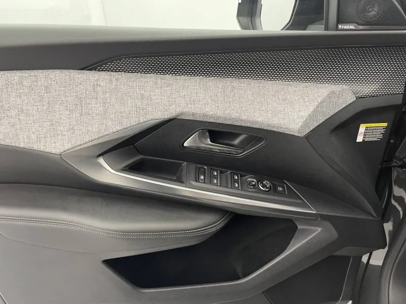 Image secondaire du véhicule 27