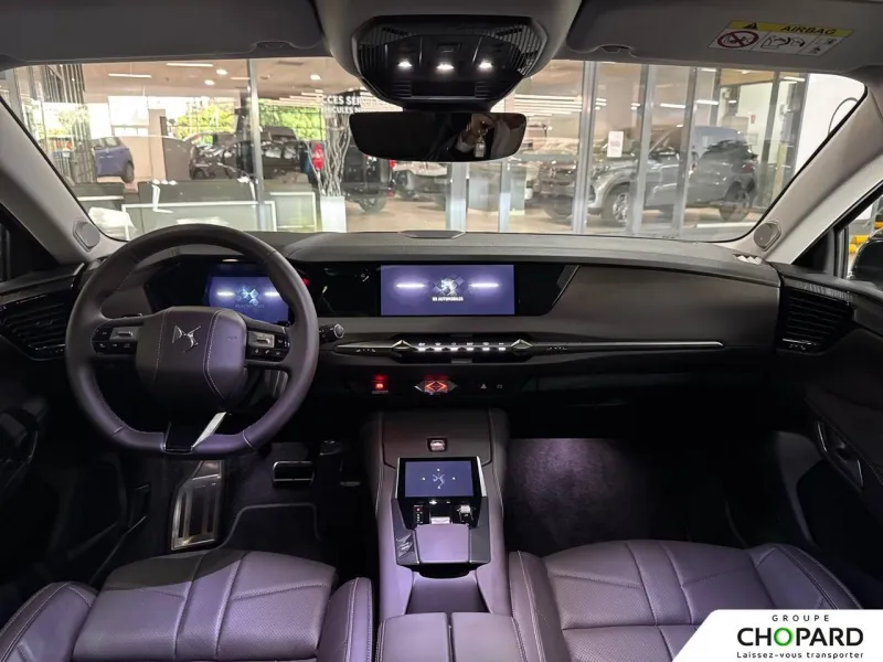 Image secondaire du véhicule 9