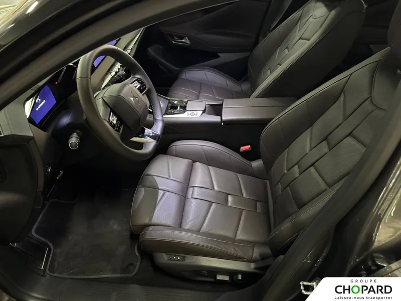 Image secondaire du véhicule 10