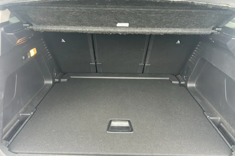 Image secondaire du véhicule 10