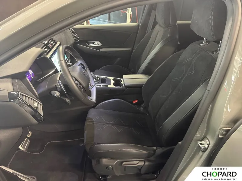 Image secondaire du véhicule 10