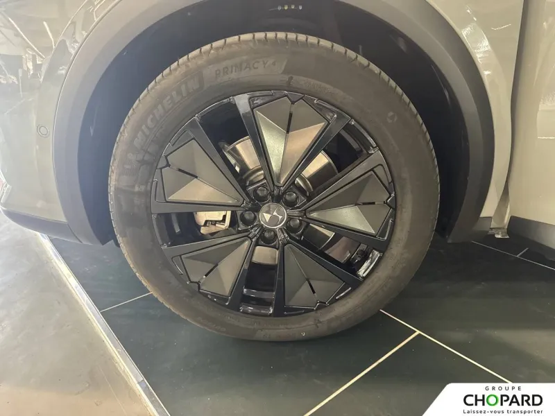 Image secondaire du véhicule 12