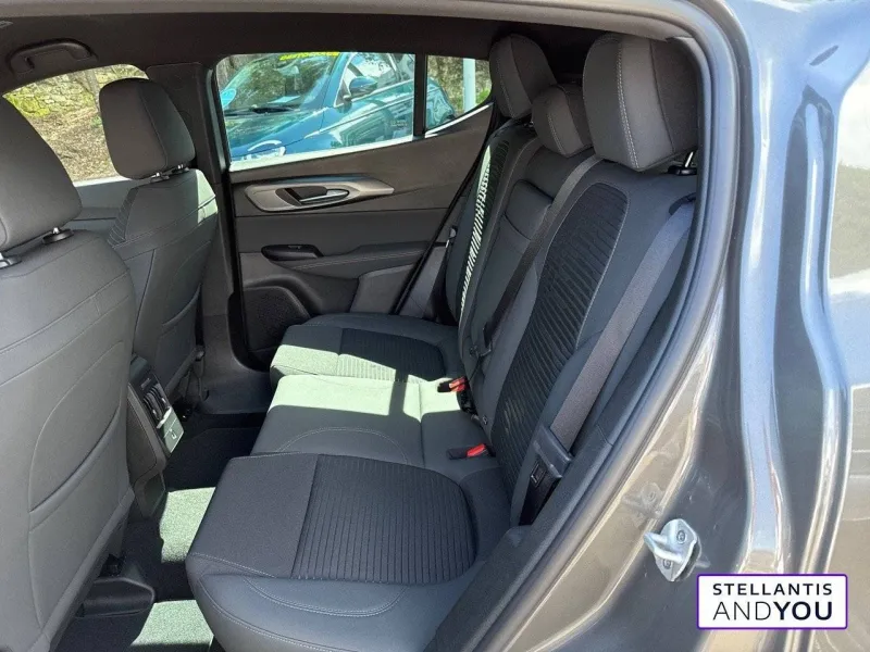 Image secondaire du véhicule 11