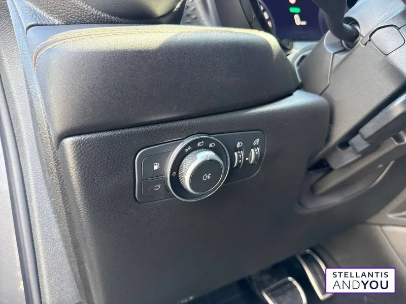 Image secondaire du véhicule 18