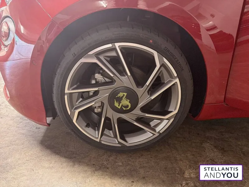 Image secondaire du véhicule 12