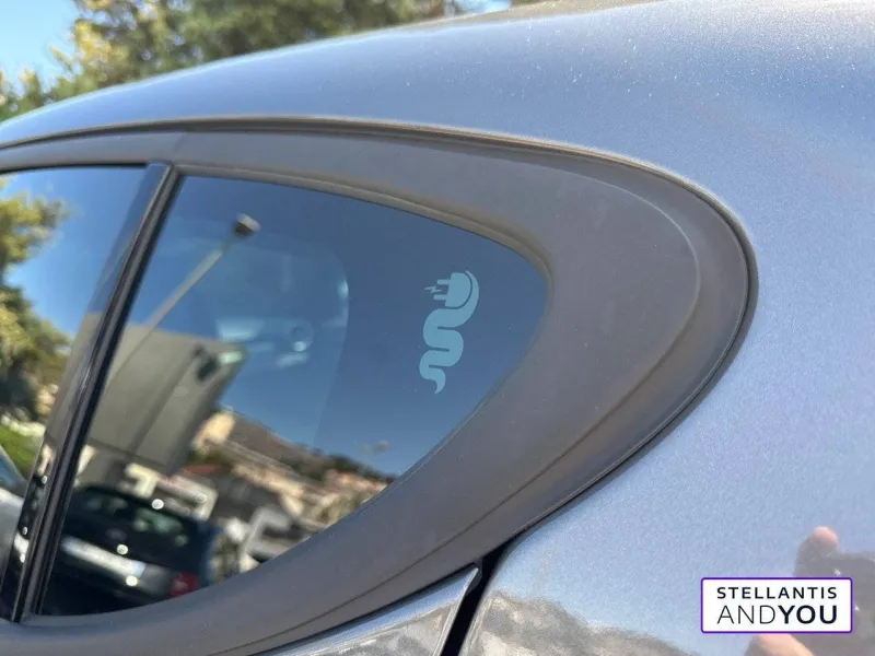 Image secondaire du véhicule 33