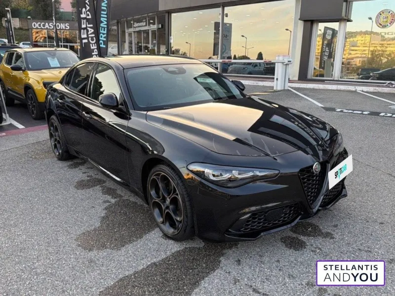 Image secondaire du véhicule 4