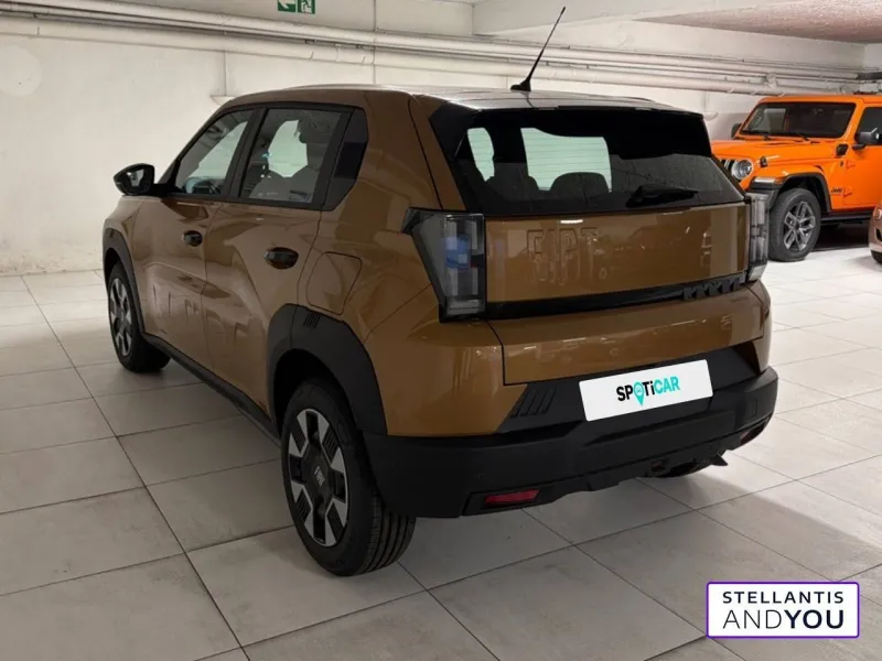 Image secondaire du véhicule 8