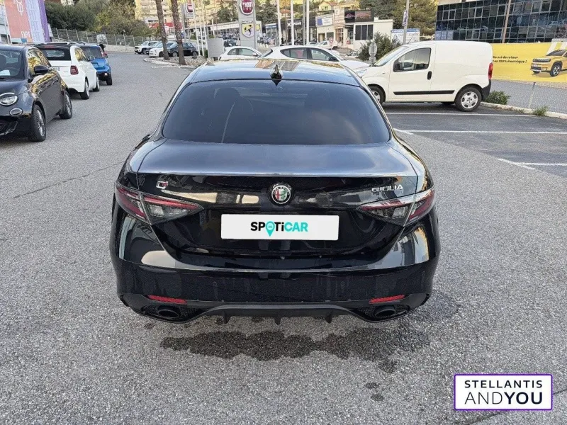 Image secondaire du véhicule 6