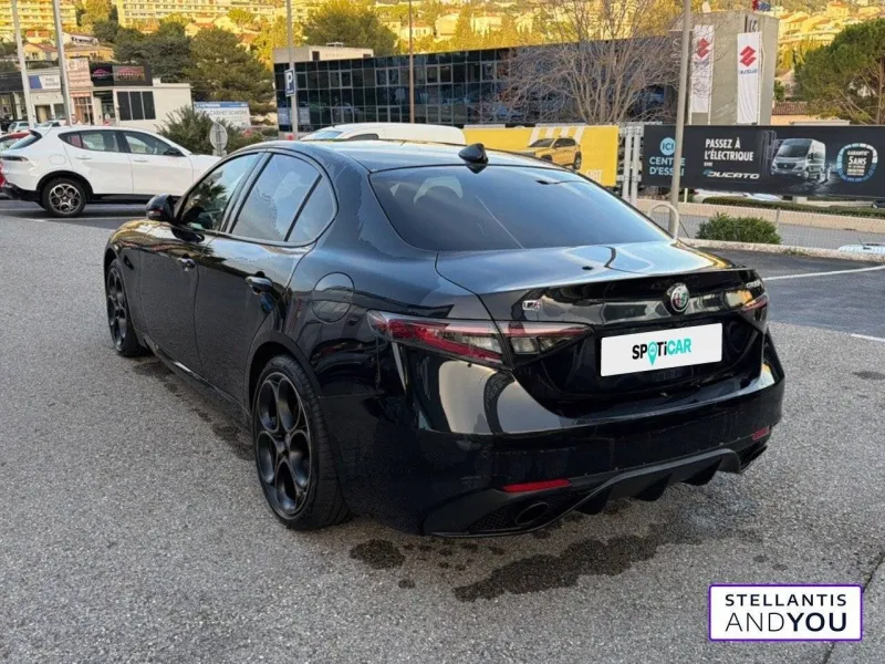 Image secondaire du véhicule 8