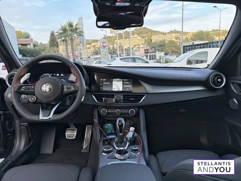 Image secondaire du véhicule 9