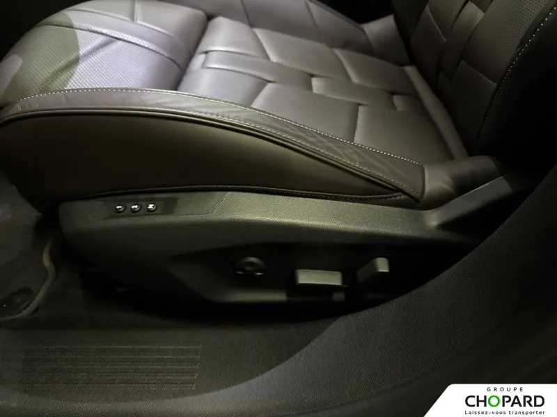 Image secondaire du véhicule 18