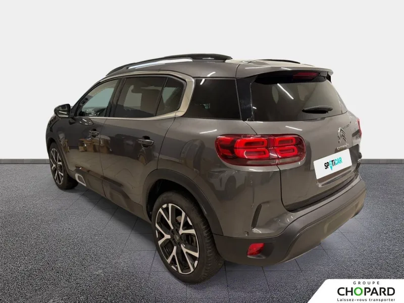 Image secondaire du véhicule 8