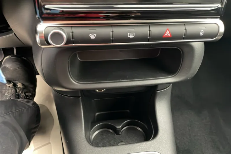 Image secondaire du véhicule 37