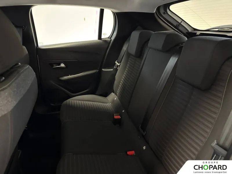 Image secondaire du véhicule 12