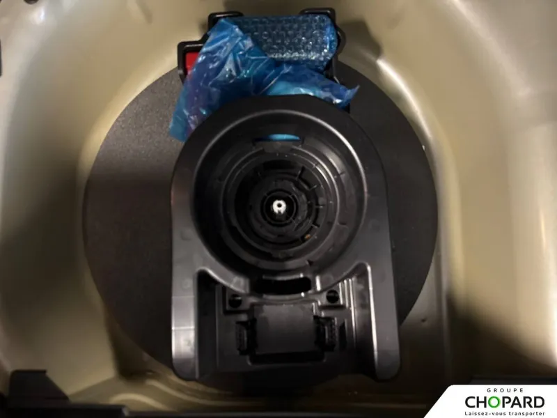 Image secondaire du véhicule 23