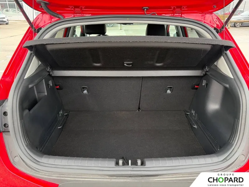 Image secondaire du véhicule 9