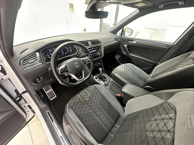 Image secondaire du véhicule 12