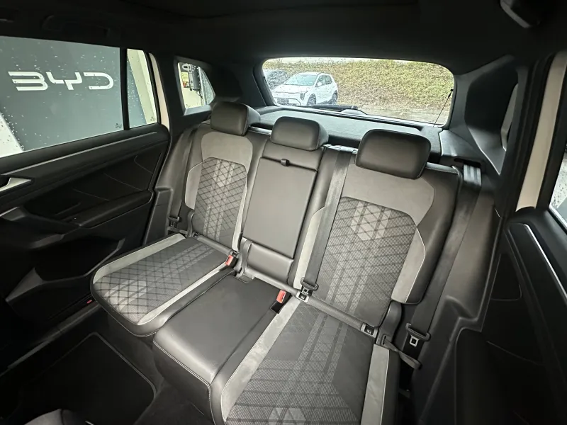 Image secondaire du véhicule 22