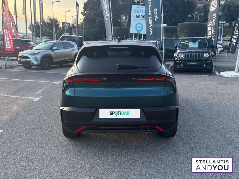 Image secondaire du véhicule 6