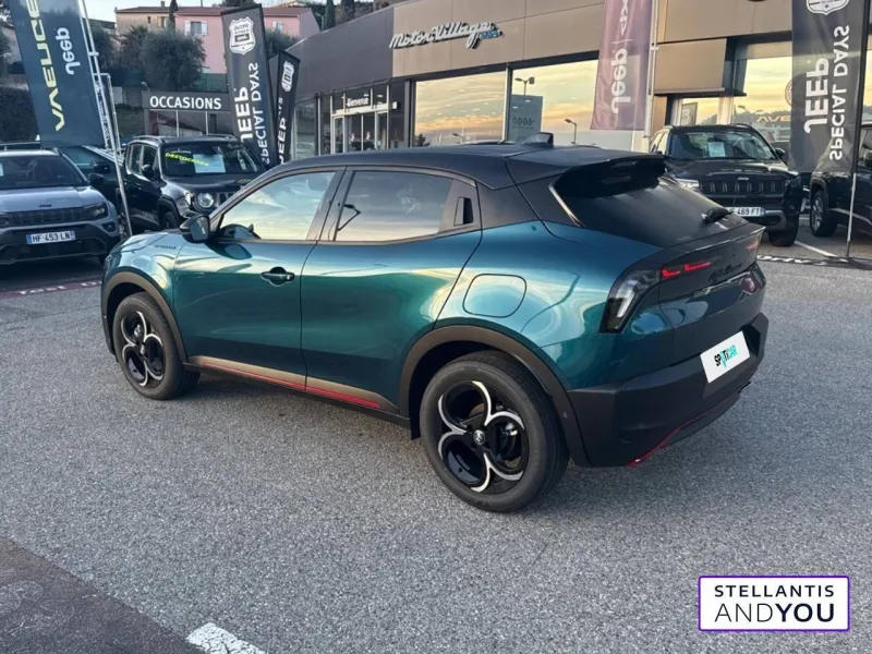 Image secondaire du véhicule 8