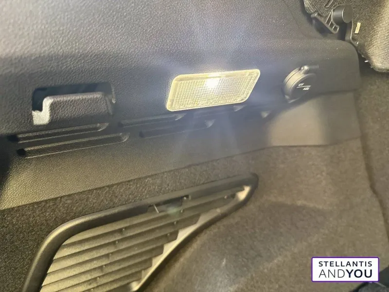 Image secondaire du véhicule 26