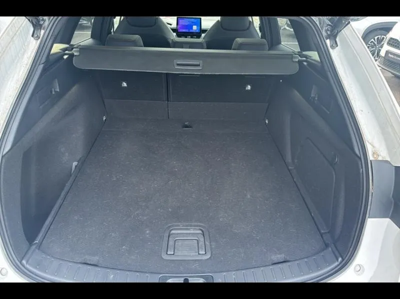 Image secondaire du véhicule 10